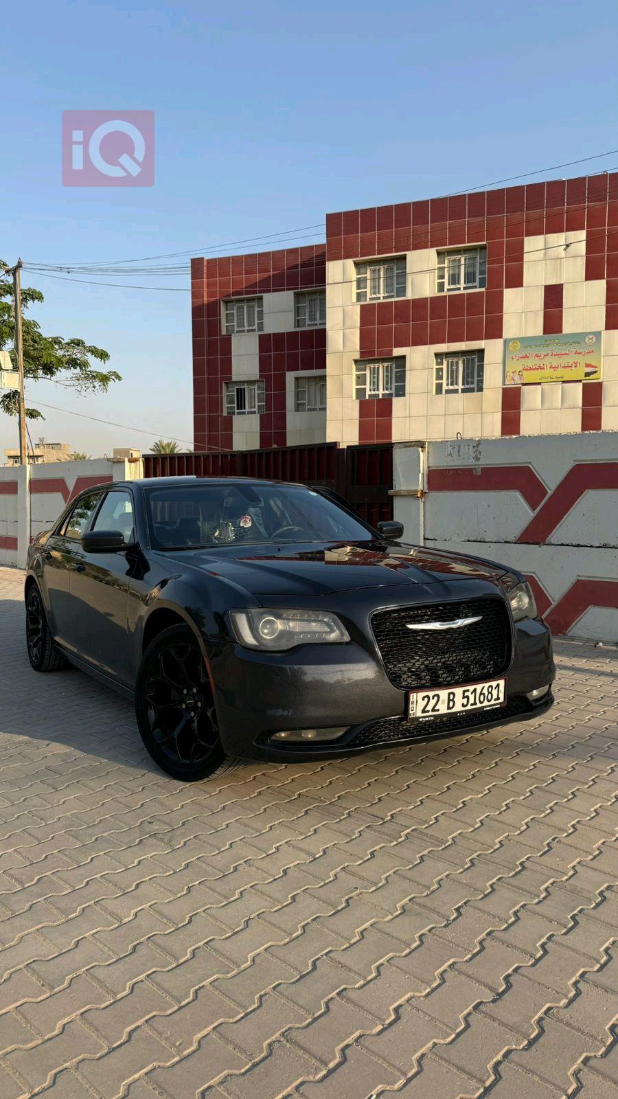 كرايسلر 300